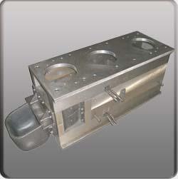 佛山市南海力模具厂 风机叶片模具的专业制造与机械设备优势